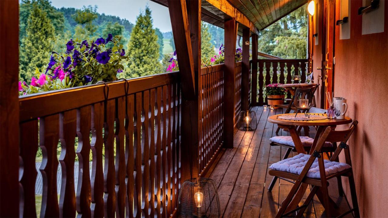 Wellness Penzion-Restaurace U Pstrosa Vsemyslice Екстер'єр фото